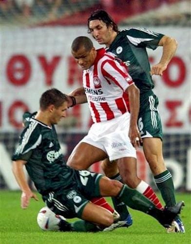 Leigazolták a 38 éves Rivaldót
