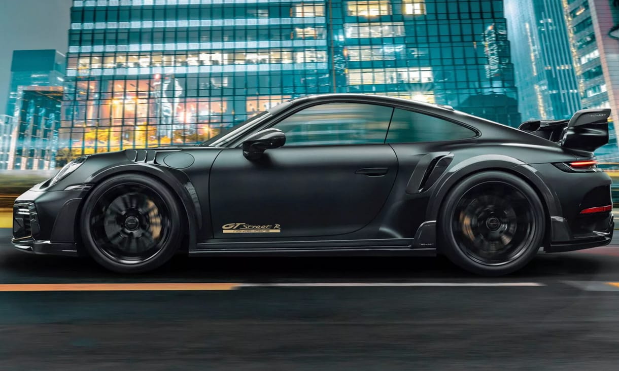 810 lóerővel ünneplik a Porsche 911 Turbo 50. születésnapját