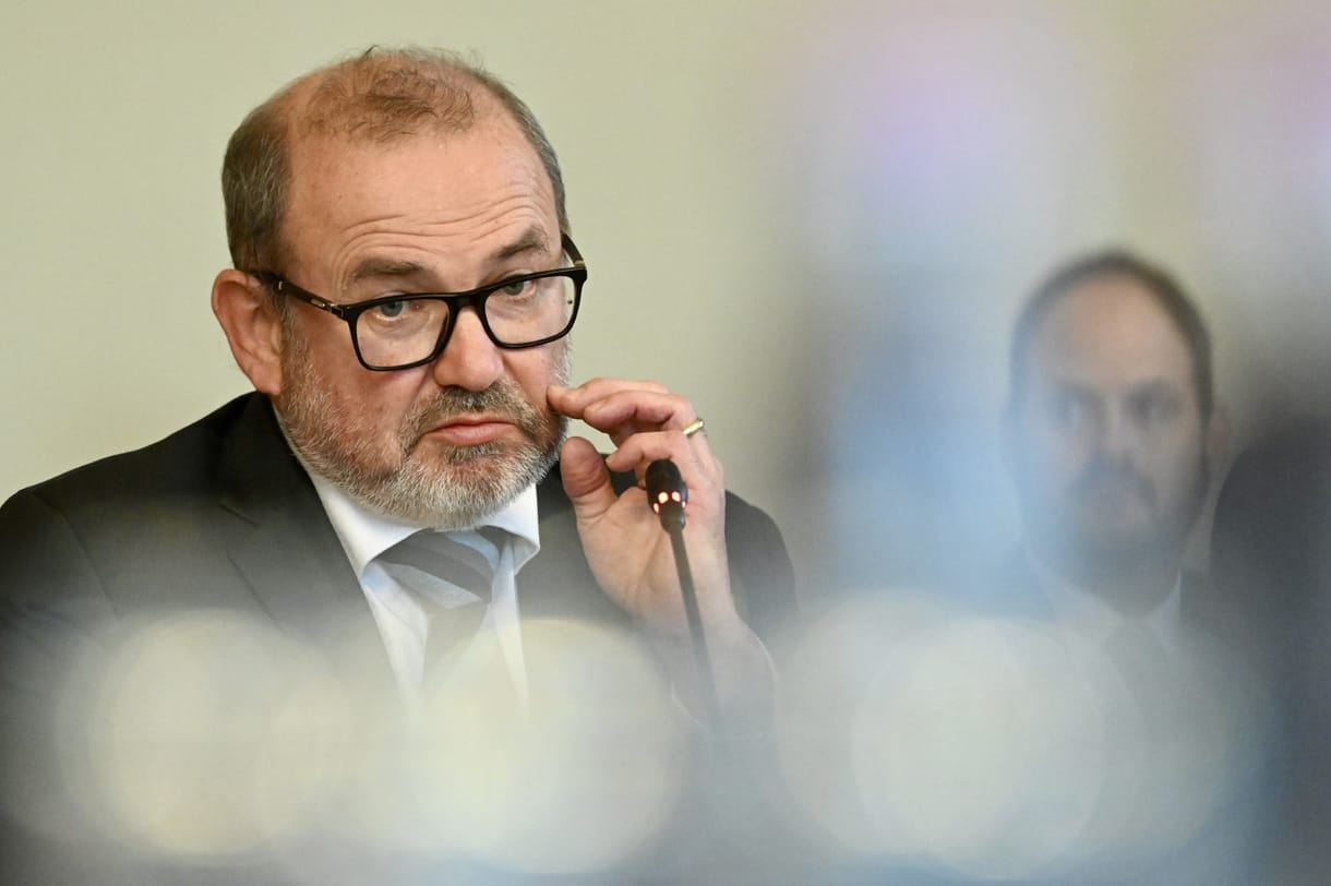 Több személyi változás is történt a kormányapparátusban