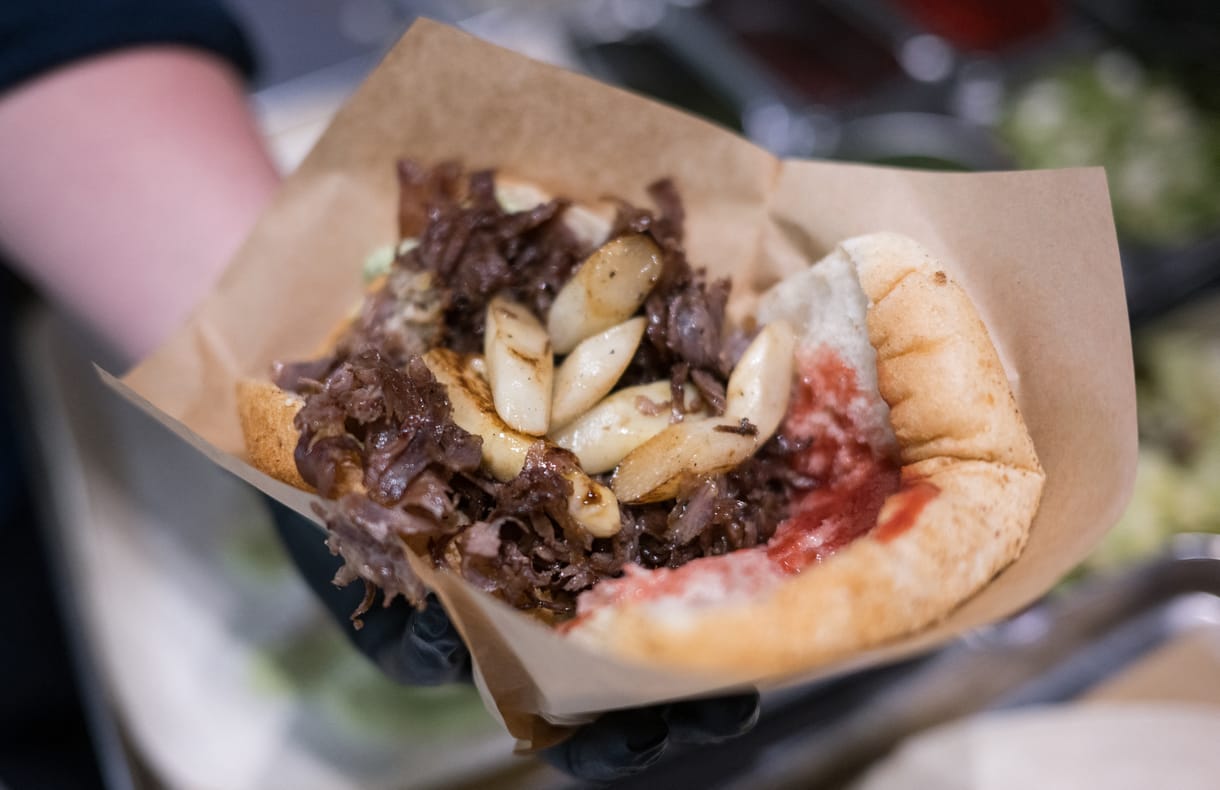 Medvehúsos kebabot fogyasztottak egy családi összejövetelen, súlyos fertőzés lett a vége