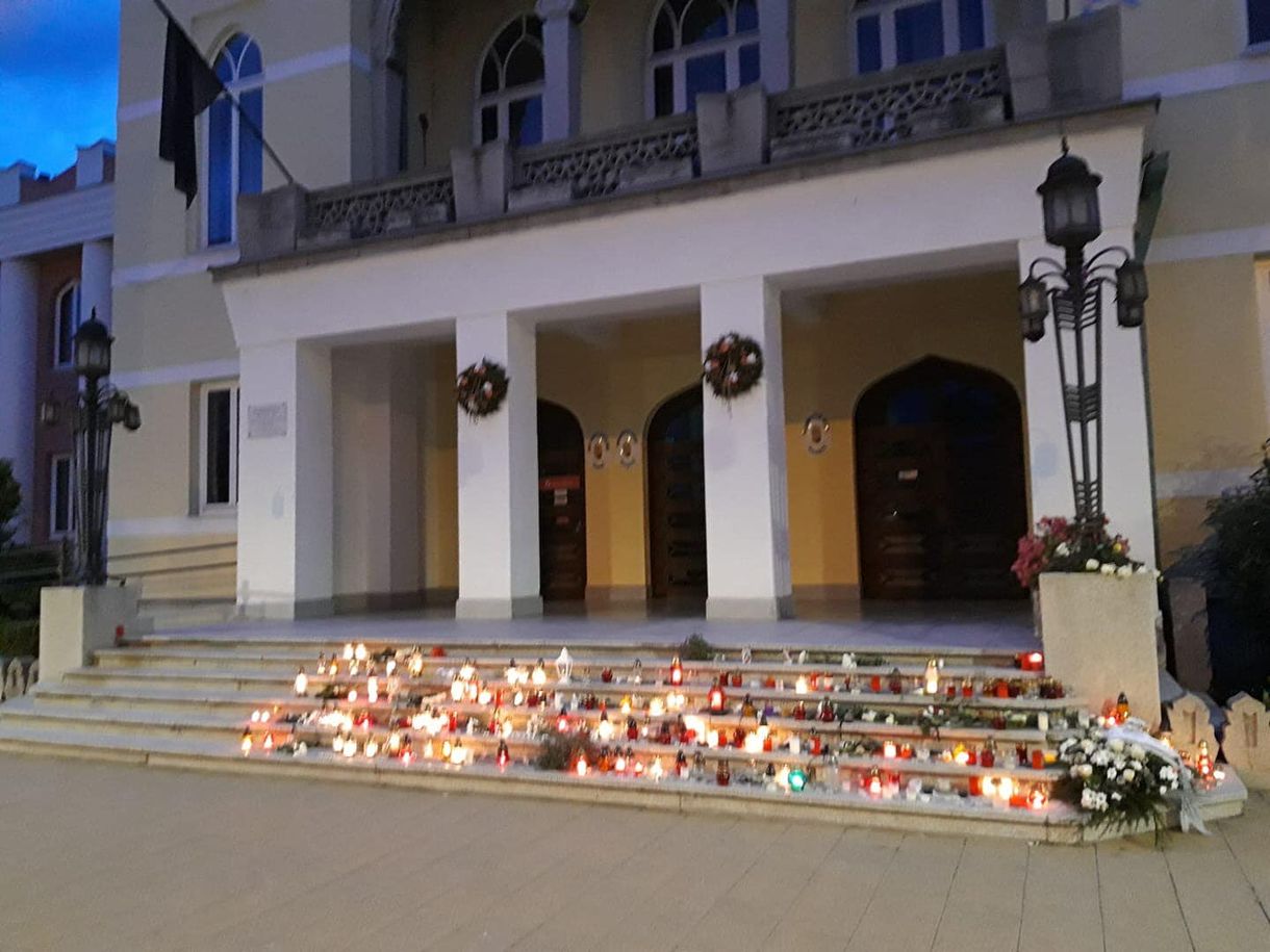 Az ellenzéki szövetség azt kéri a mohácsi MSZP-s jelölttől, hogy lépjen vissza