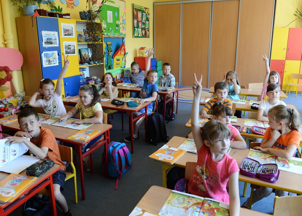 A tanszabadság az, ha az iskola dönti el, hogyan tanítja a kötelezőt