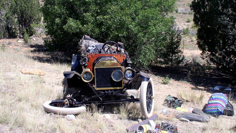 Halálos baleset egy 1915-ös évjáratú Ford T-modellel – fotó
