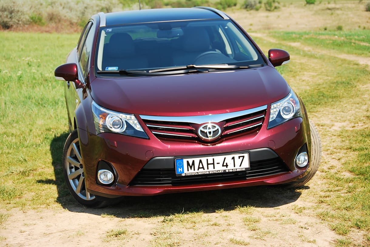 Toyota Avensis teszt: vagy kiégtem, vagy a kocsi hibátlan