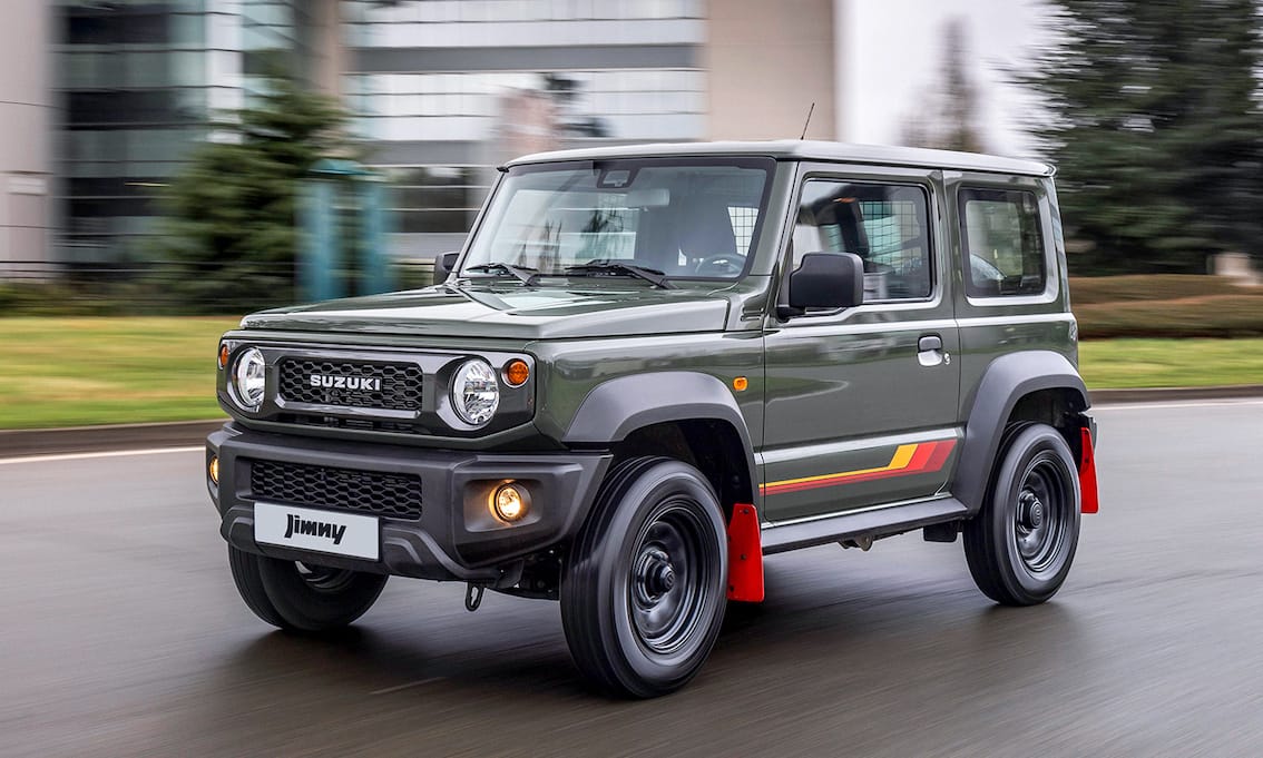 Retró stílusban búcsúzik Európától a Suzuki apró terepjárója