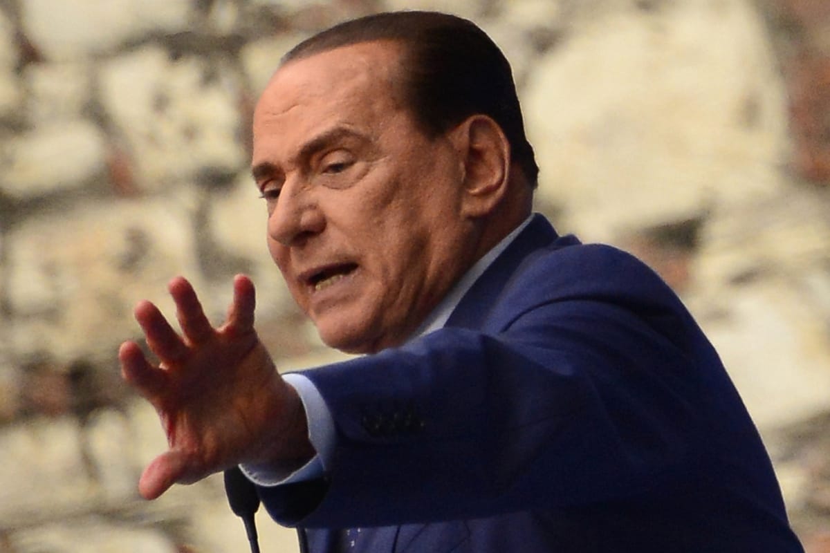Harmadosztályú focicsapatot vett Berlusconi
