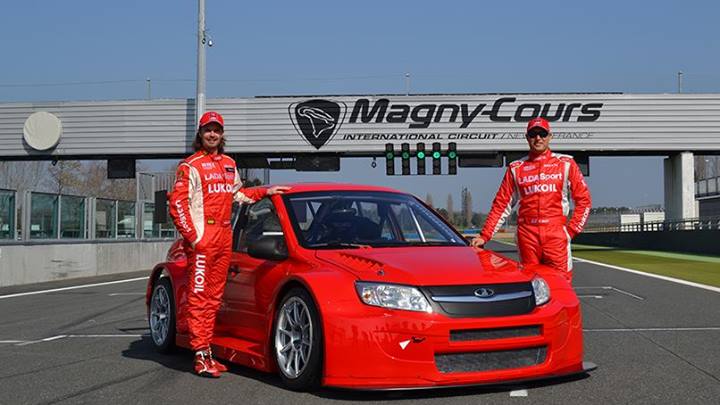 Itt a Lada, amellyel Micheliszt szeretnék elkapni a WTCC-ben