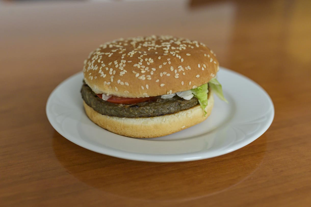 Biohamburgert hívott vissza a Spar