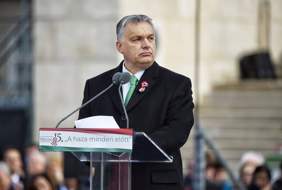 14 milliót tapsolt el a Fidesz a februári frakcióülésre
