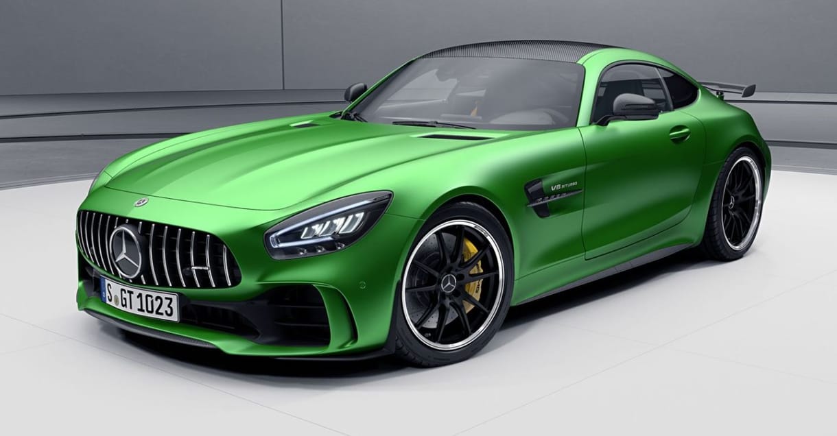Közel 600 lóerős Mercedes-AMG GT-t törtek össze az M7-esen