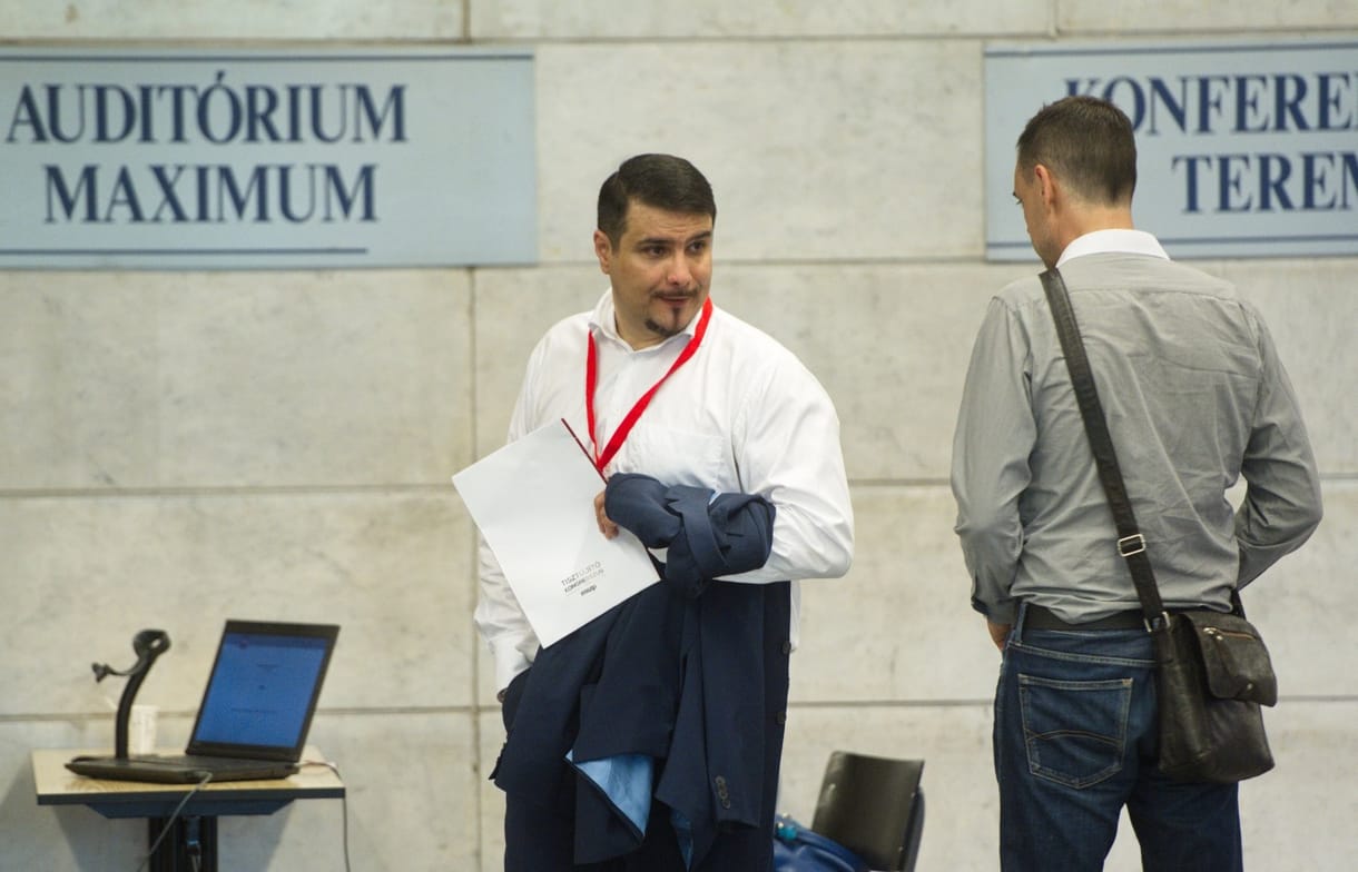 Mesterházy a NATO főtitkárával és a magyar uniós biztossal tárgyalt