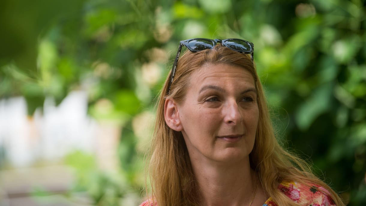 Dávid-csillagot rajzoltak Baranyi Krisztina választási plakátjára, van, aki visszaüzent