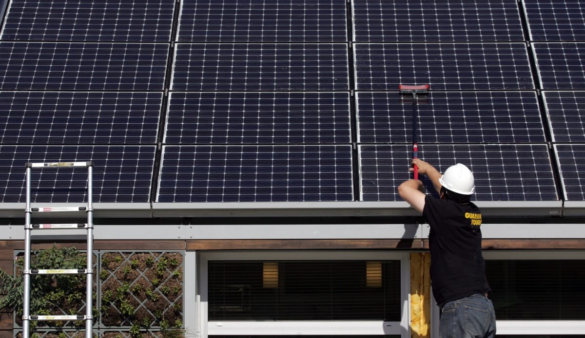 A Mavirnak kedvez, hogy csúszni lehet a napenergia-fejlesztéssel