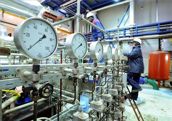 Jó hír: a kormány egyeztet a szakmával a megújuló energiákról