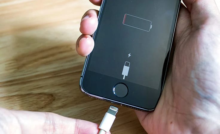 Mindegy melyik iOS-t használja, ha ezeket beállítja, tovább bírja majd az akkuja