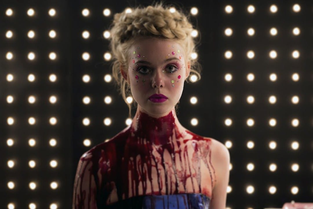 A Drive rendezője egy szexi horrorral támad – előzetes