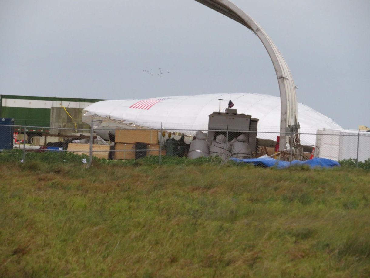 Feldöntötte a szél a SpaceX Csillaghajóját