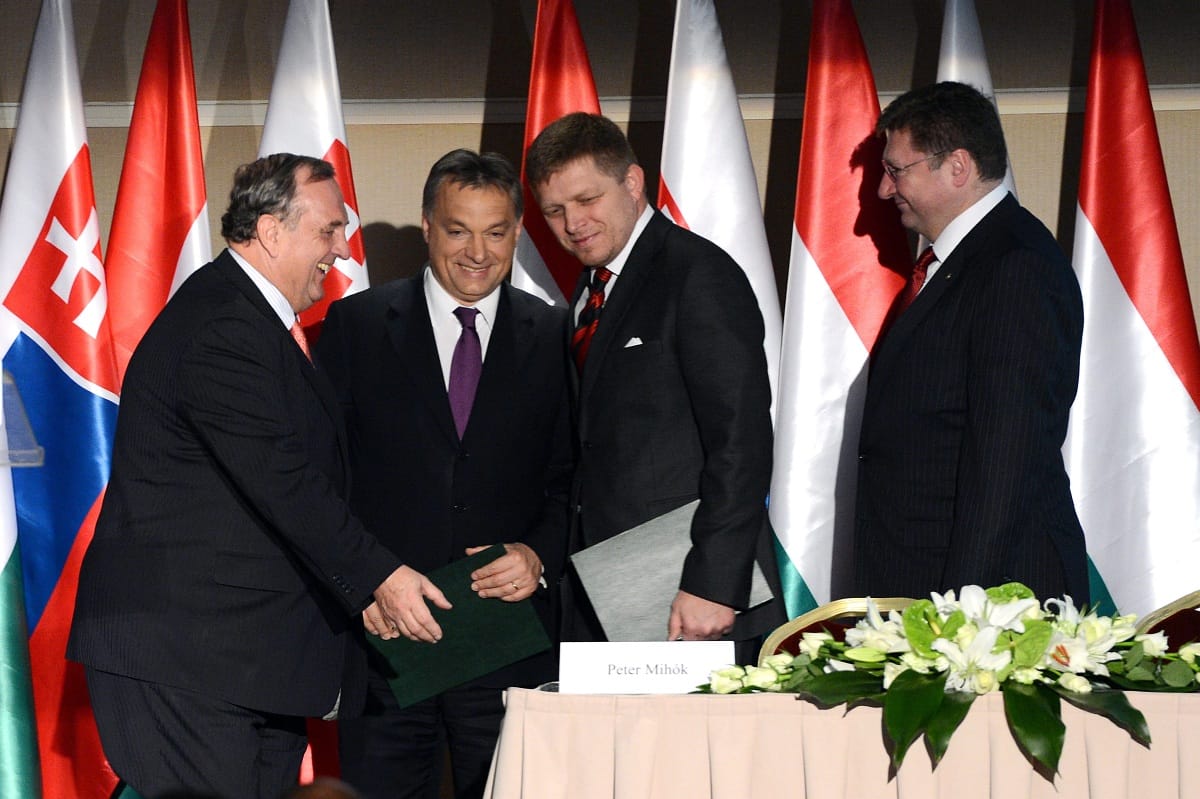 Orbán újabb megszorítást jelentett be