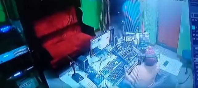 Élő adásban lőttek le egy DJ-t a Fülöp-szigeteken - felkavaró videó