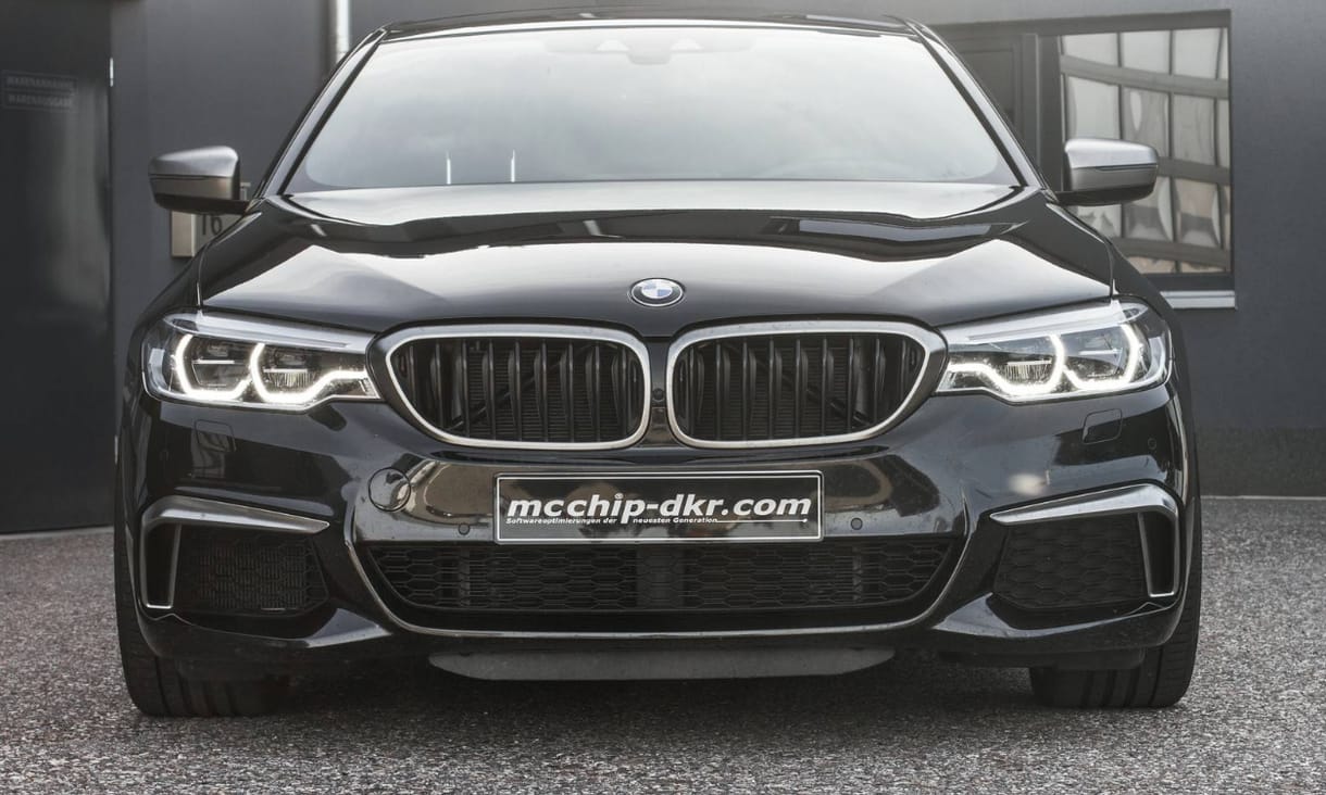 515 lóerős dízel BMW: erre elég négy turbó az új M550d-ben