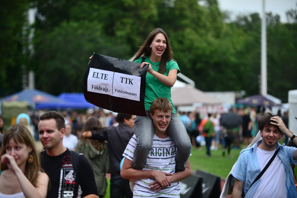 Felvételi ponthatár 2012: torz számokról beszél a BKF rektora