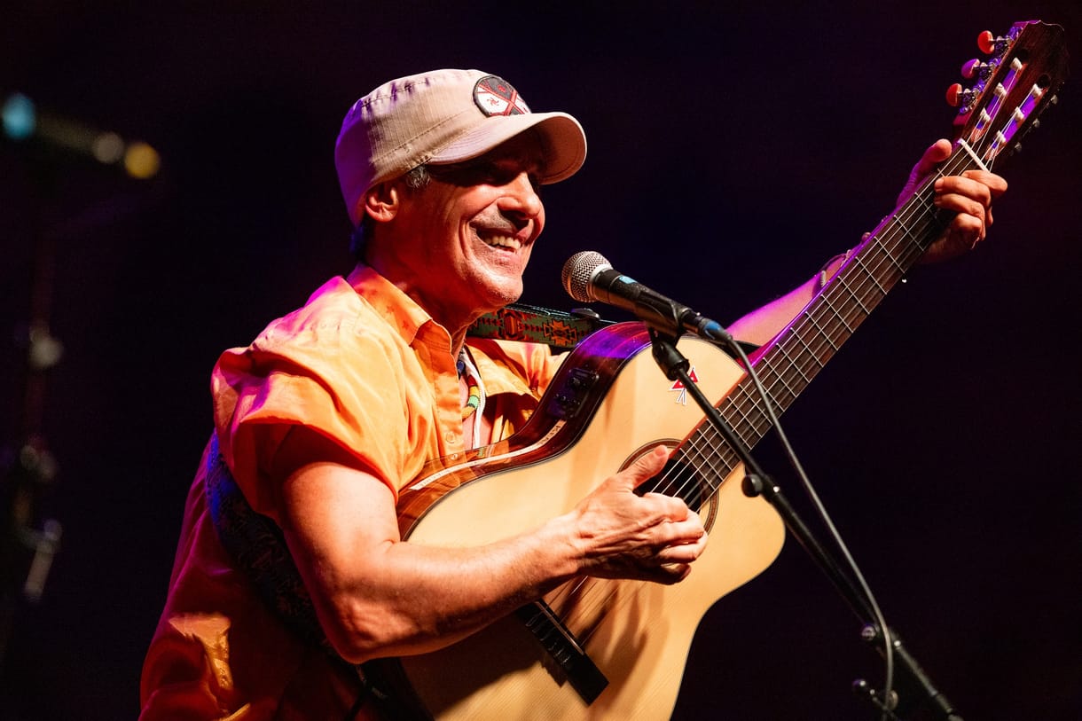 Tizenhét év után új albummal jön Manu Chao
