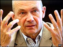 Pascal Lamy szerint a görög válság nem veszélyezteti az eurózónát