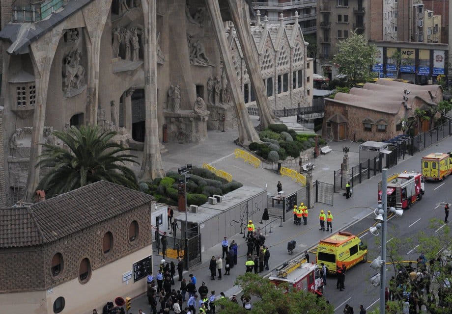 Kigyulladt a barcelonai Sagrada Familia