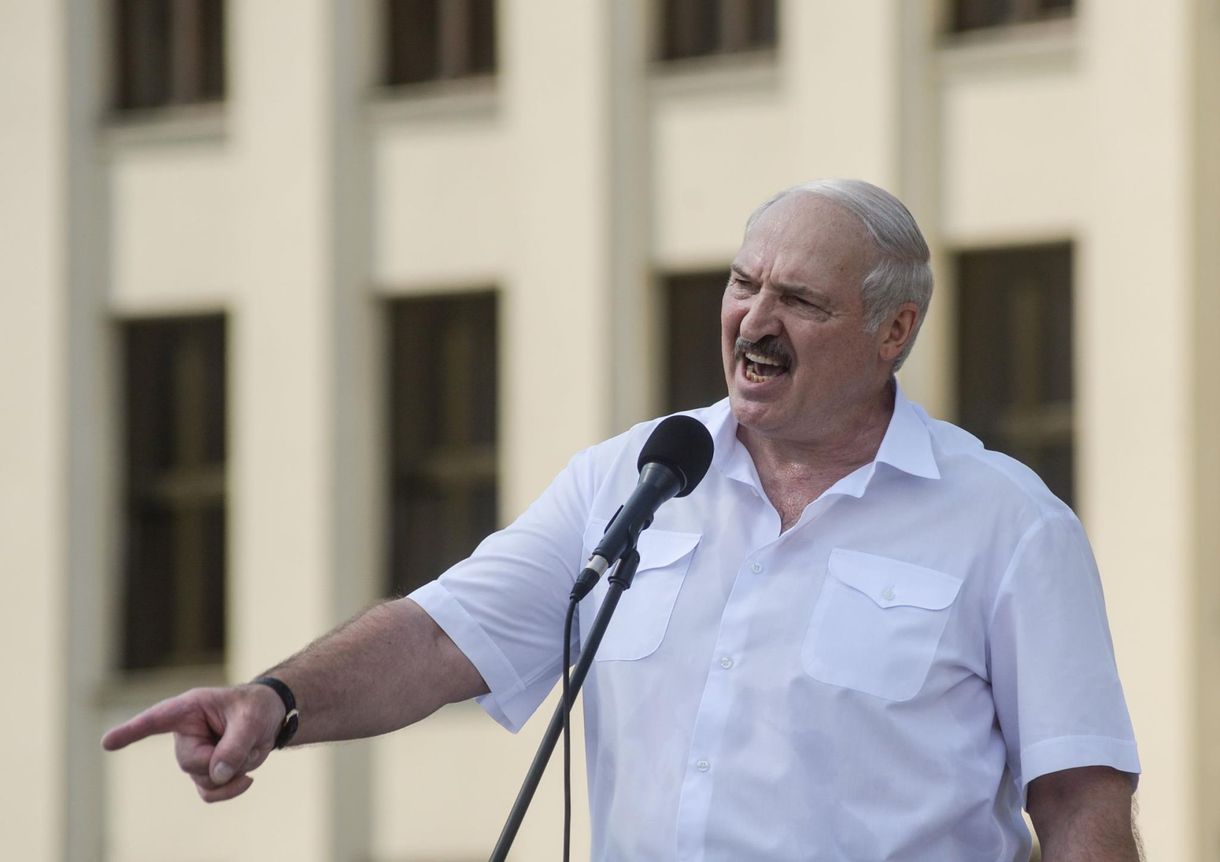 Az árstoppoló Orbánt másolja Lukasenka, de továbbmegy: betiltotta a drágulást