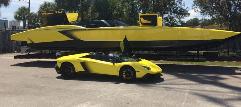 Már motorcsónak-változata is van a Lamborghini Aventadornak