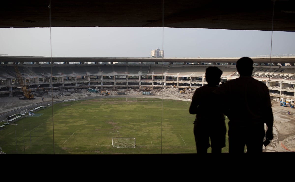 Sztrájkba léptek a Maracana Stadion munkásai