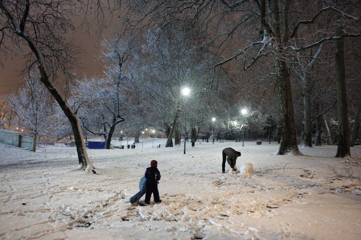 Több centi friss hó esett, óvatosan közlekedjen Budapesten