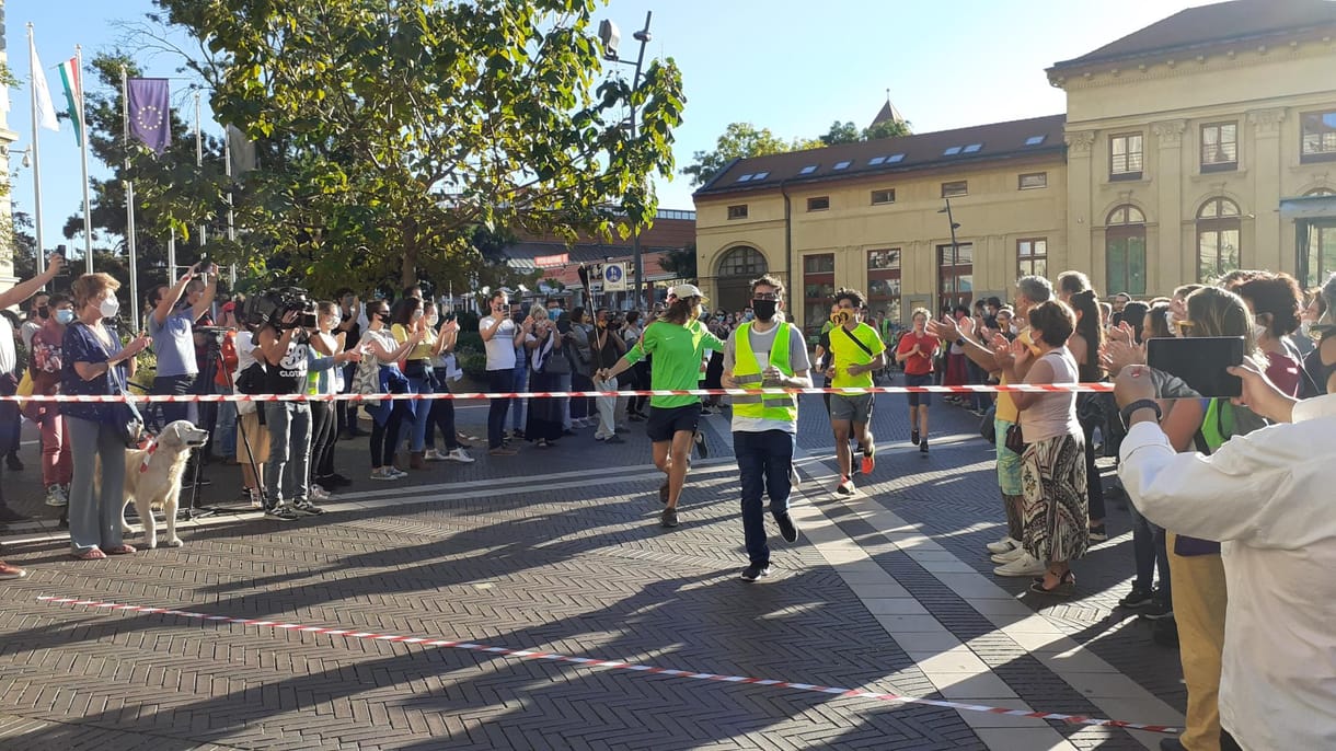 Befutottak Szegedre a színművészetisek