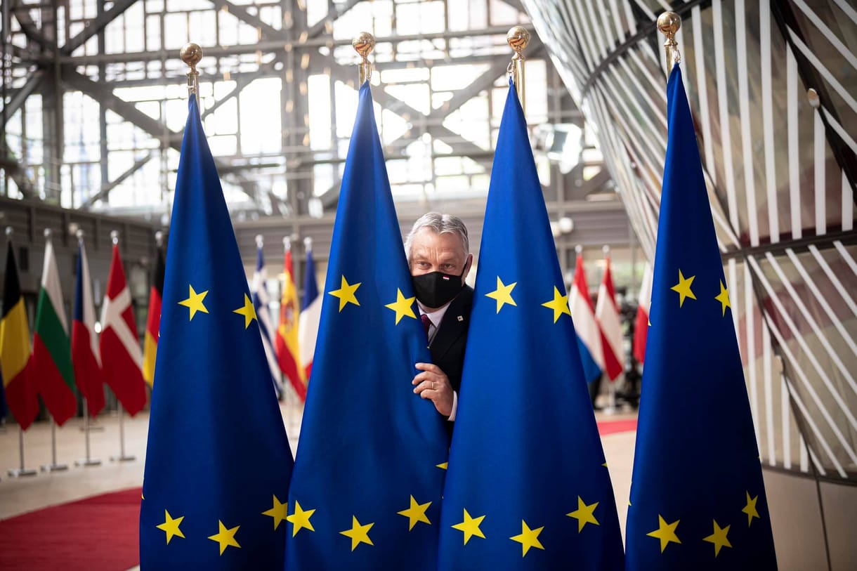 Jegelt EU-s kifizetés: mennyi pénzt ér Orbánnak a homofób kampány?