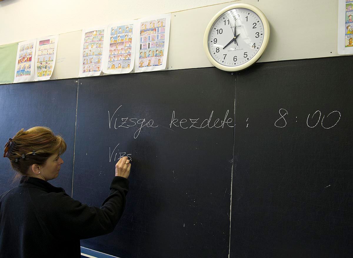 Leépítés a közszférában: nagyobb a füstje, mint a lángja