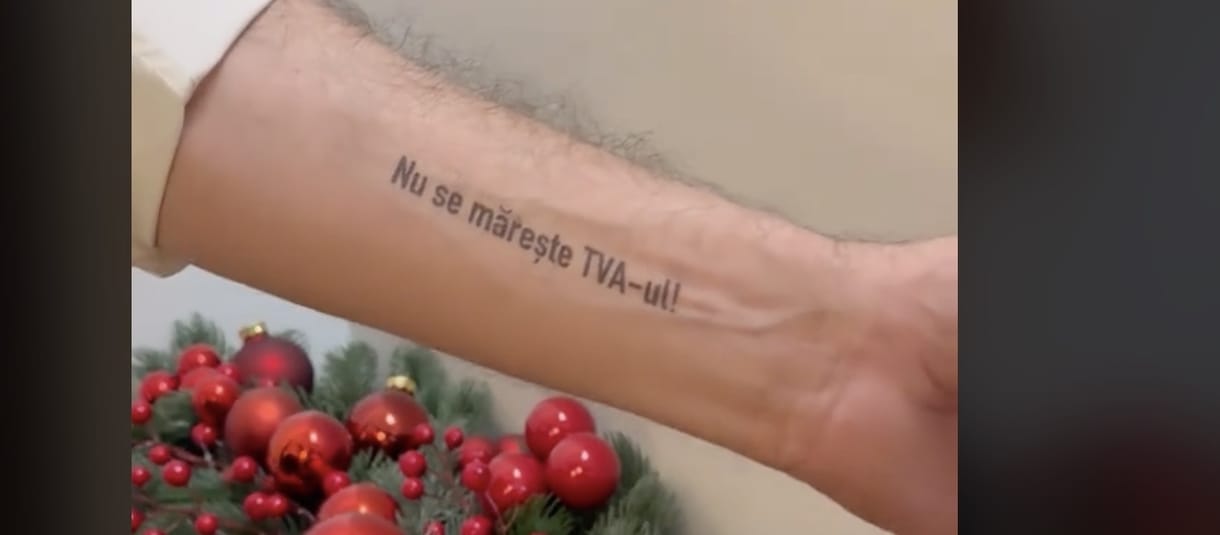 A román miniszterelnök magára tetováltatta, hogy az áfa nem emelkedik