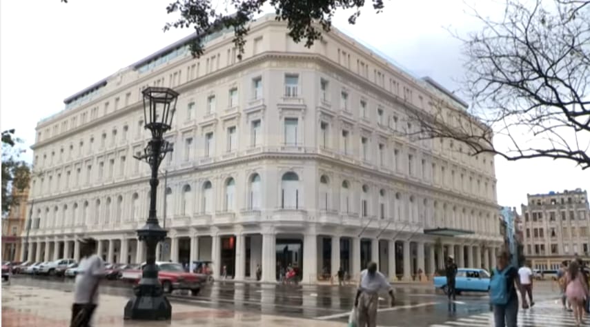 Pazar lakosztályok vannak Kuba első luxusszállodájában – videó