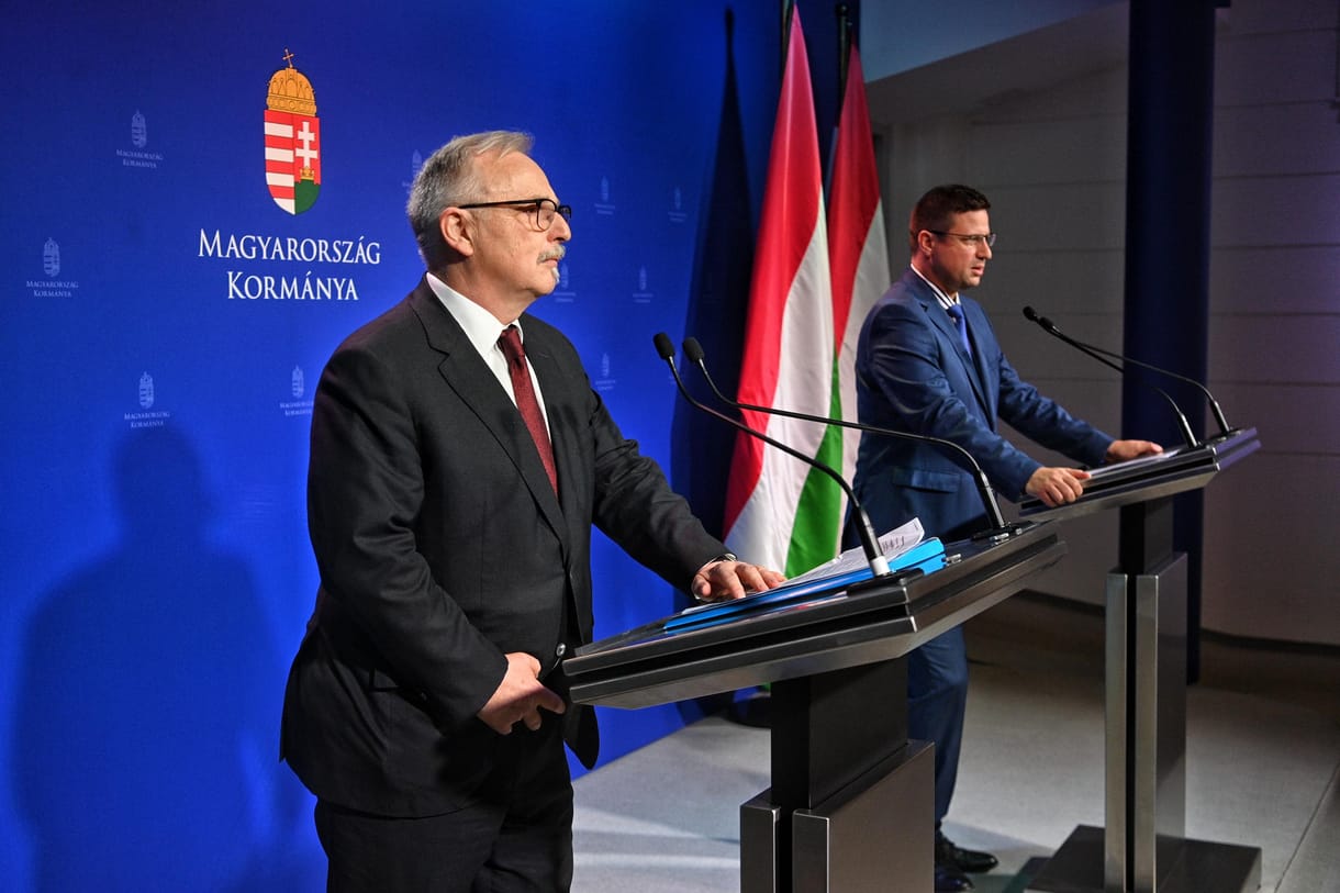 Kormányinfó: Megszünteti a kormány az üzemanyag-árstopot
