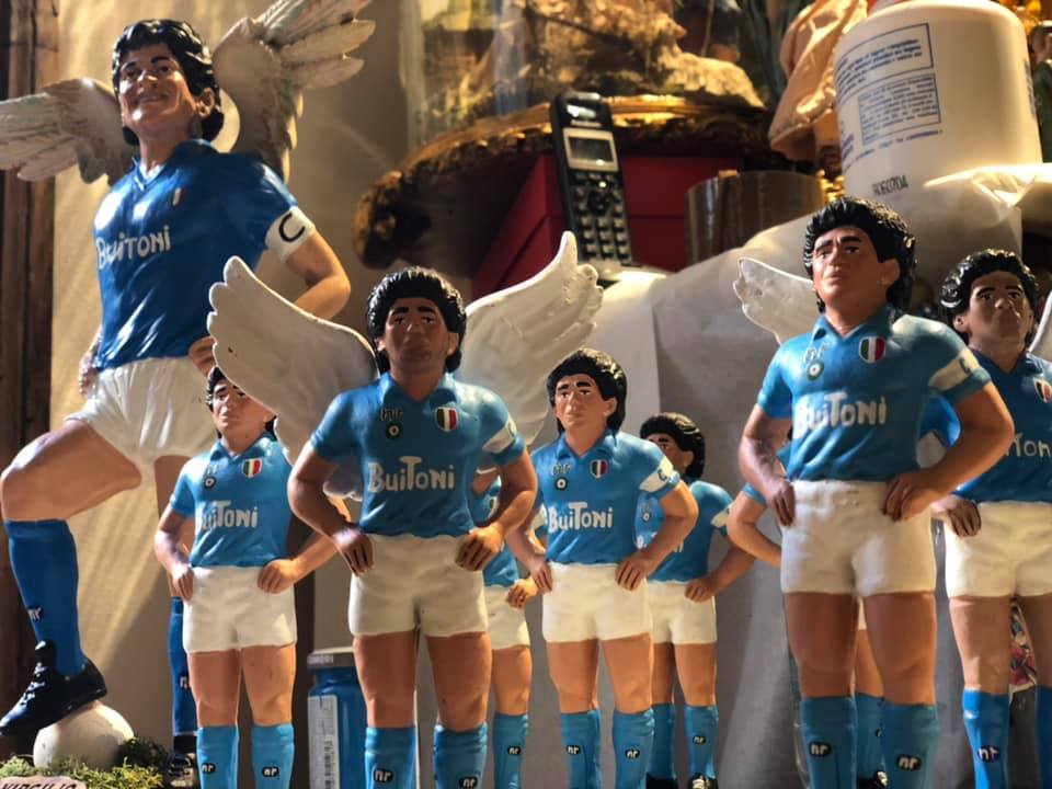 Mit keres Maradona egy betlehemben?