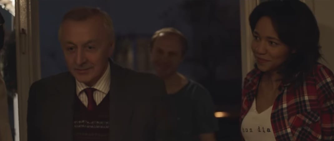Az unokájáért angolul tanuló nagypapa az idei karácsony egyik sztárja - videó