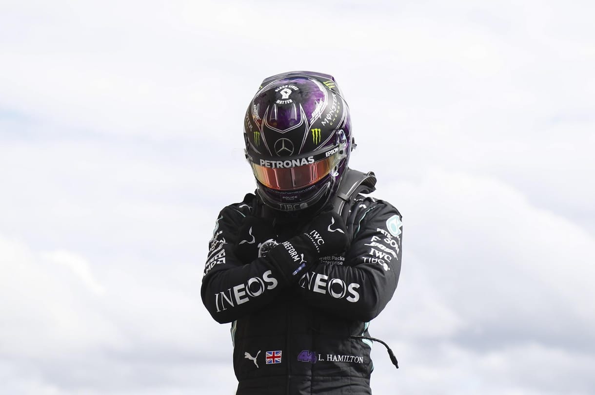 Mercedesek az első sorban, a Ferrari eltűnőben a Belga Nagydíj időmérőjén