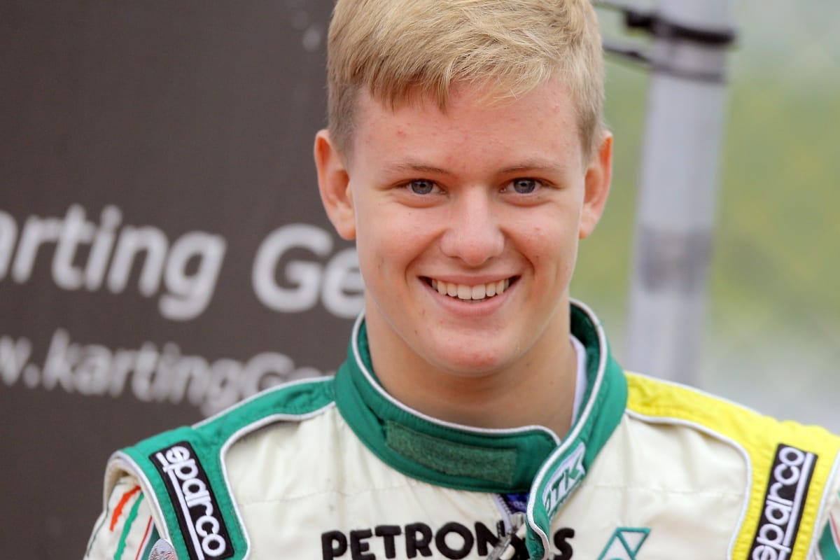 Kicsúszással kezdett Schumacher fia a Forma-4-ben
