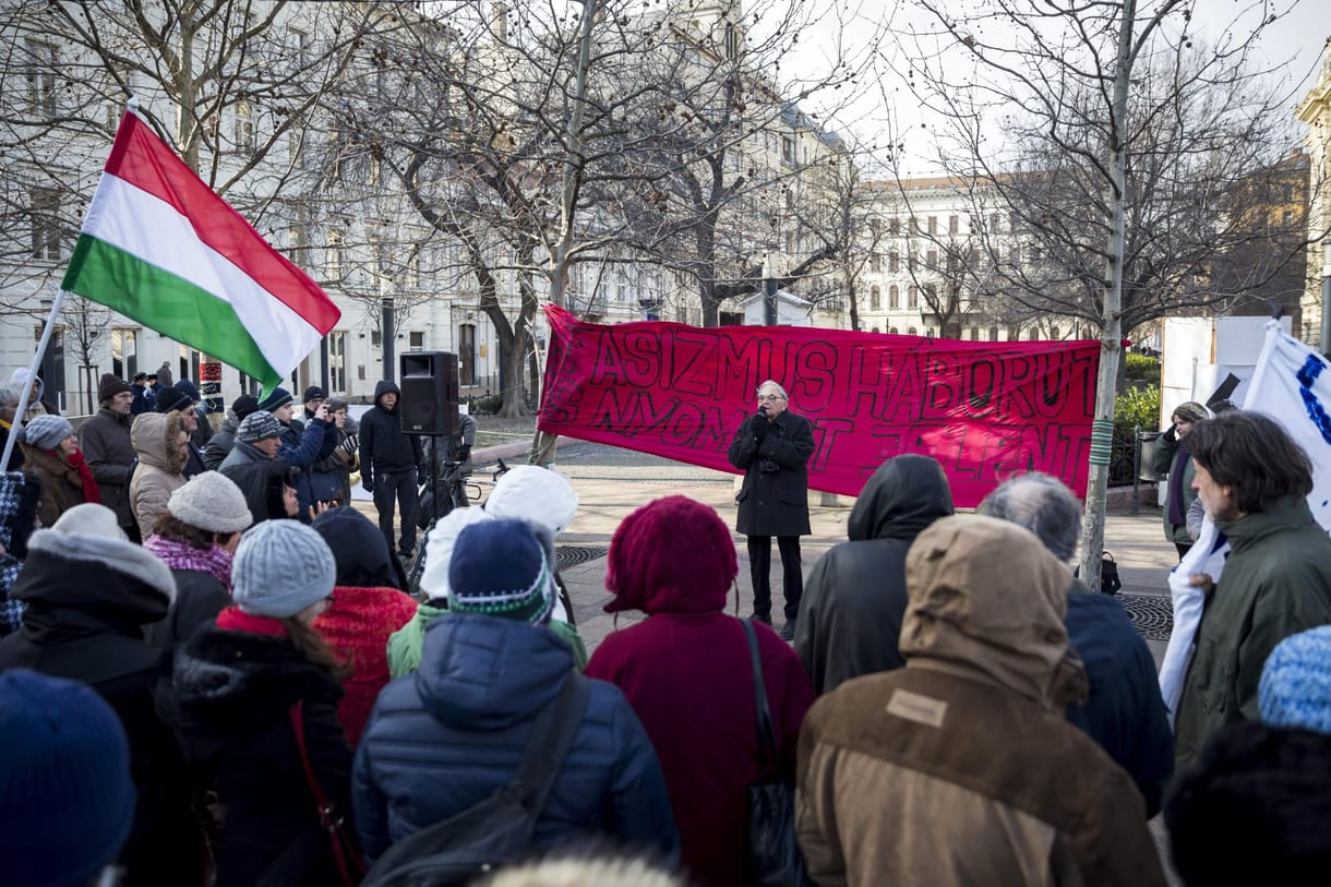 Háárec: Izrael enyhe tiltakozása Orbán Horthyt magasztaló szavai miatt