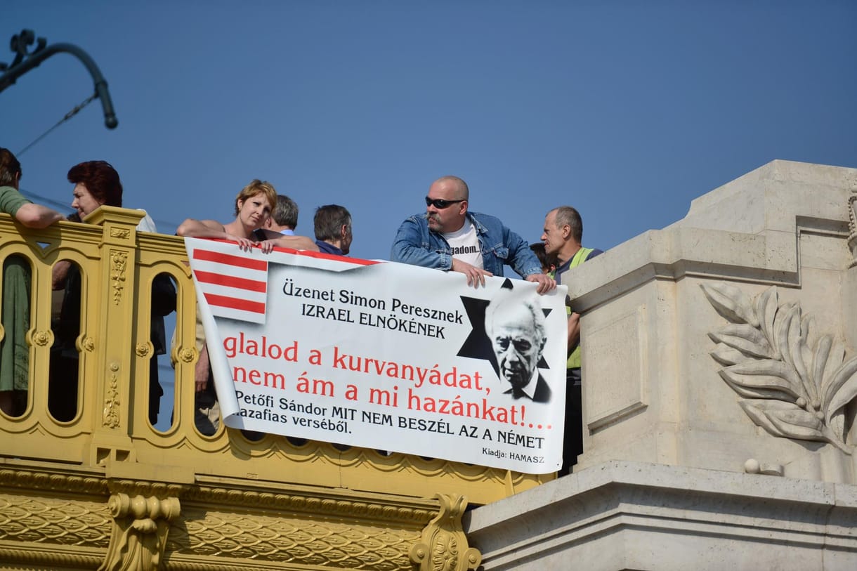 Trágár provokációval indult az Élet menete