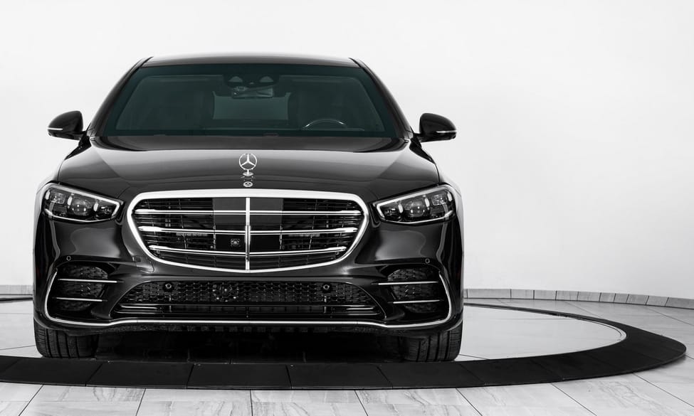 Két kézigránát sem tesz komoly kárt az új páncélozott Mercedes S-osztályban