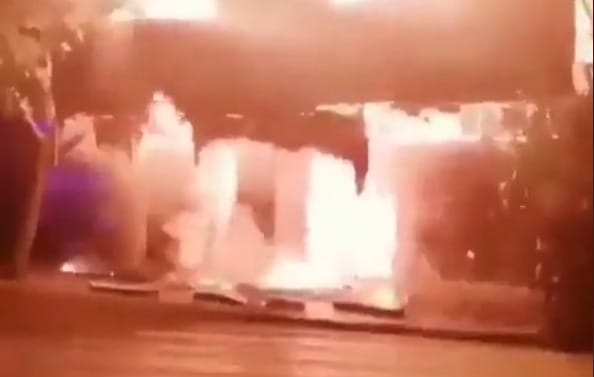 Összehangolt támadássorozatot hajthattak végre Irán ellen, a teheráni vezetés csupán egy robbanást ismert el