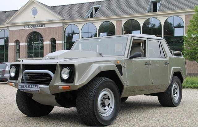 40 millió forintért eladó egy „Rambo Lambo”