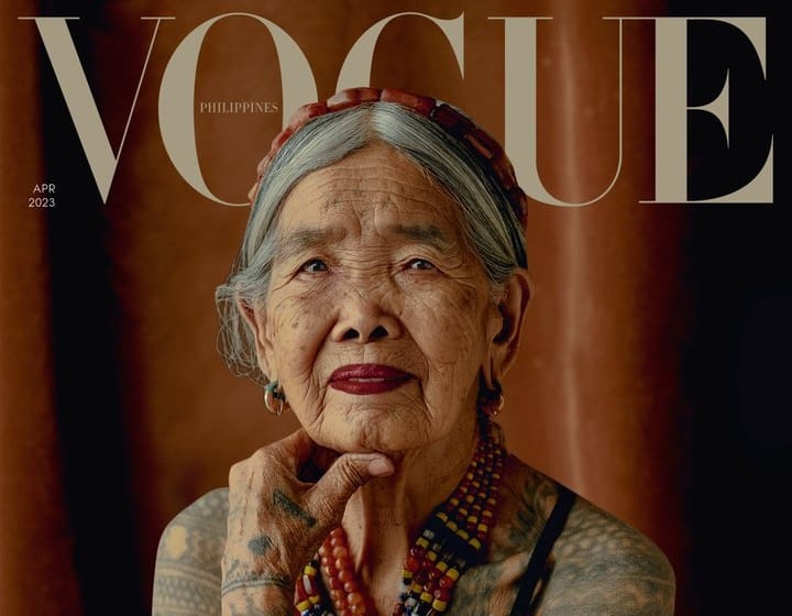 106 éves tetoválóművész mosolyog a Vogue címlapján