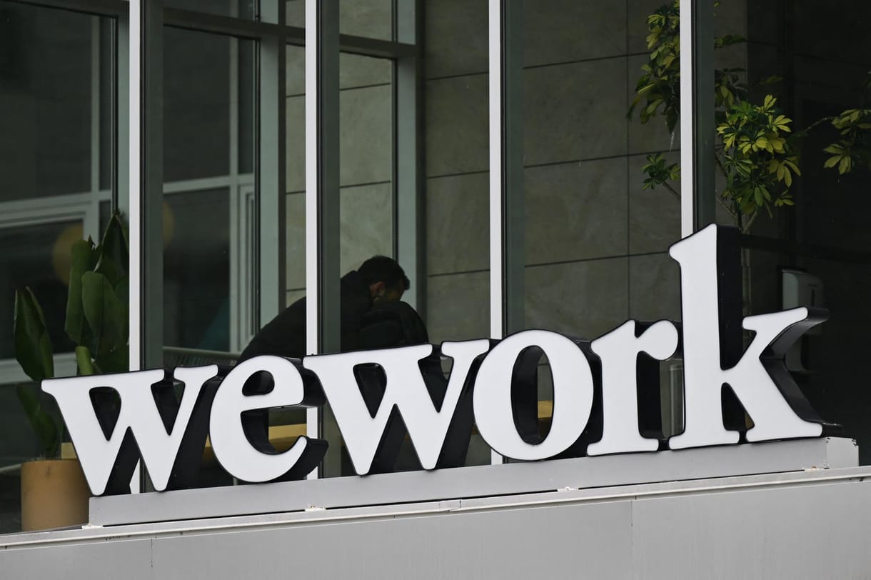 Pár éve még a világ egyik legértékesebb startupja volt, most csődöt jelentett a WeWork