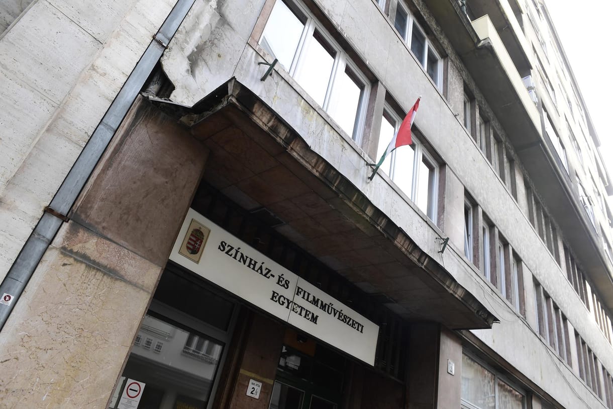 Az SZFE szerint szabályt szegve zárhatják ki őket az Európai Színházi Iskolák és Akadémiák Uniójából